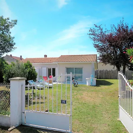 Mon Poussin By Interhome Feriehus